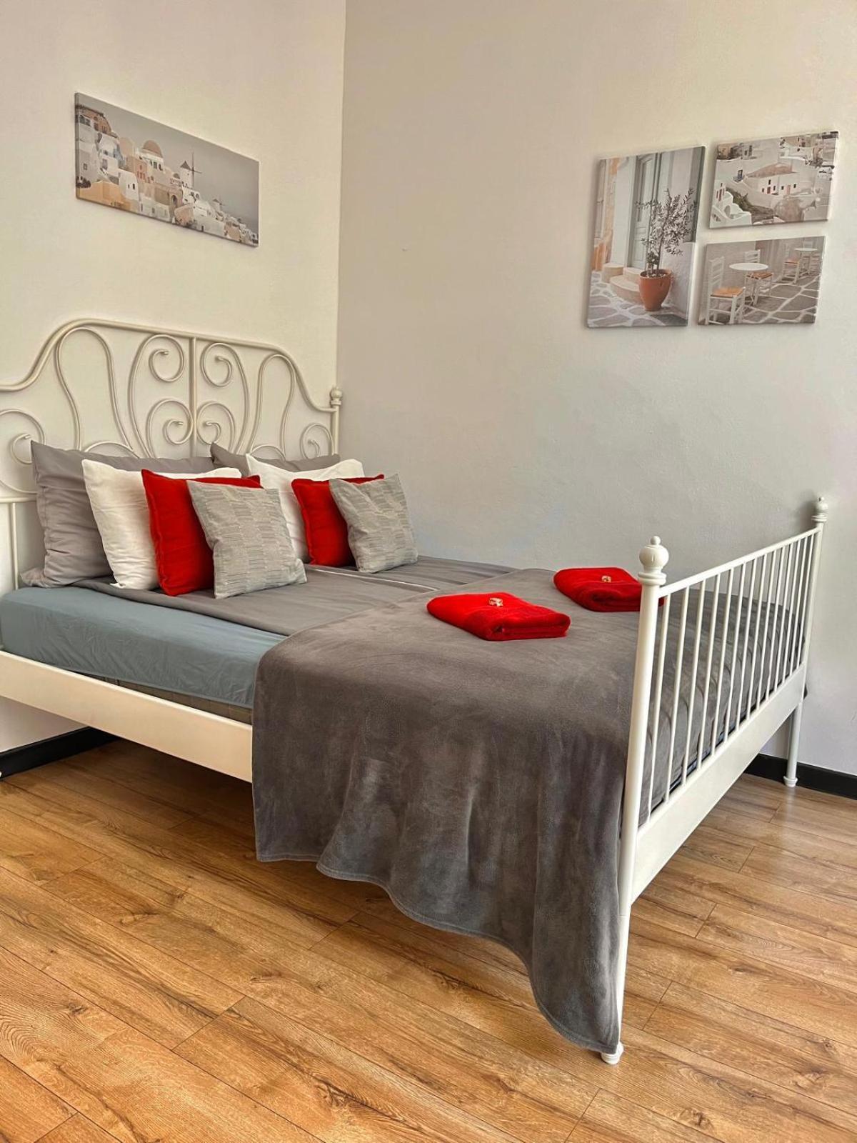 Best 1 Room Condo In Warszawa Center Экстерьер фото