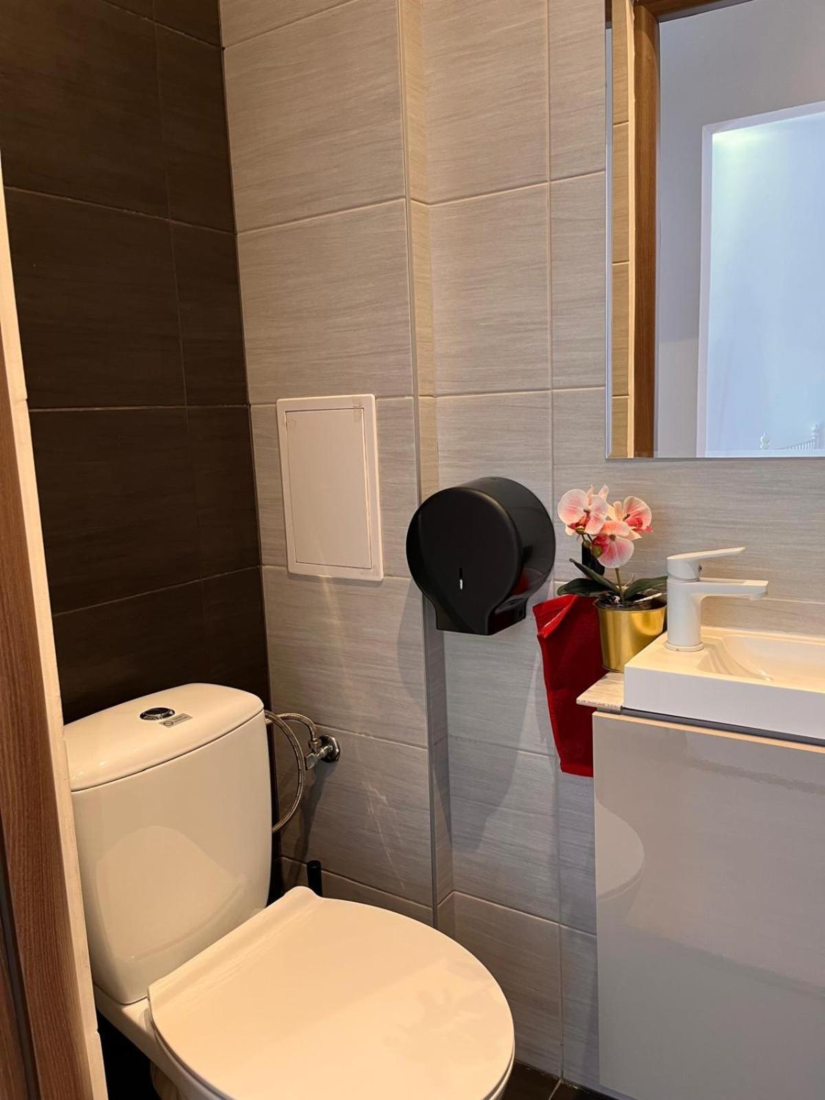 Best 1 Room Condo In Warszawa Center Экстерьер фото